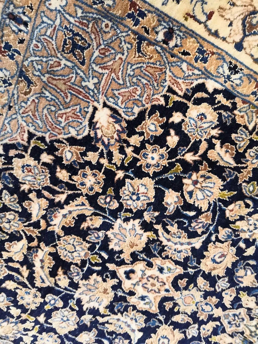Isfahani selyem szőnyeg - Image 2
