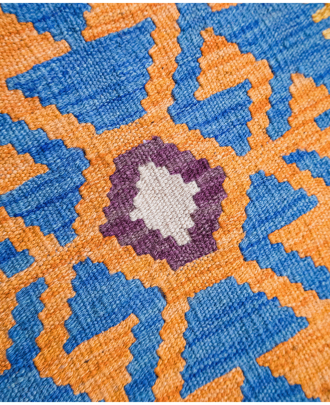 Tradicionális kézi gyapjú kelim - Image 3