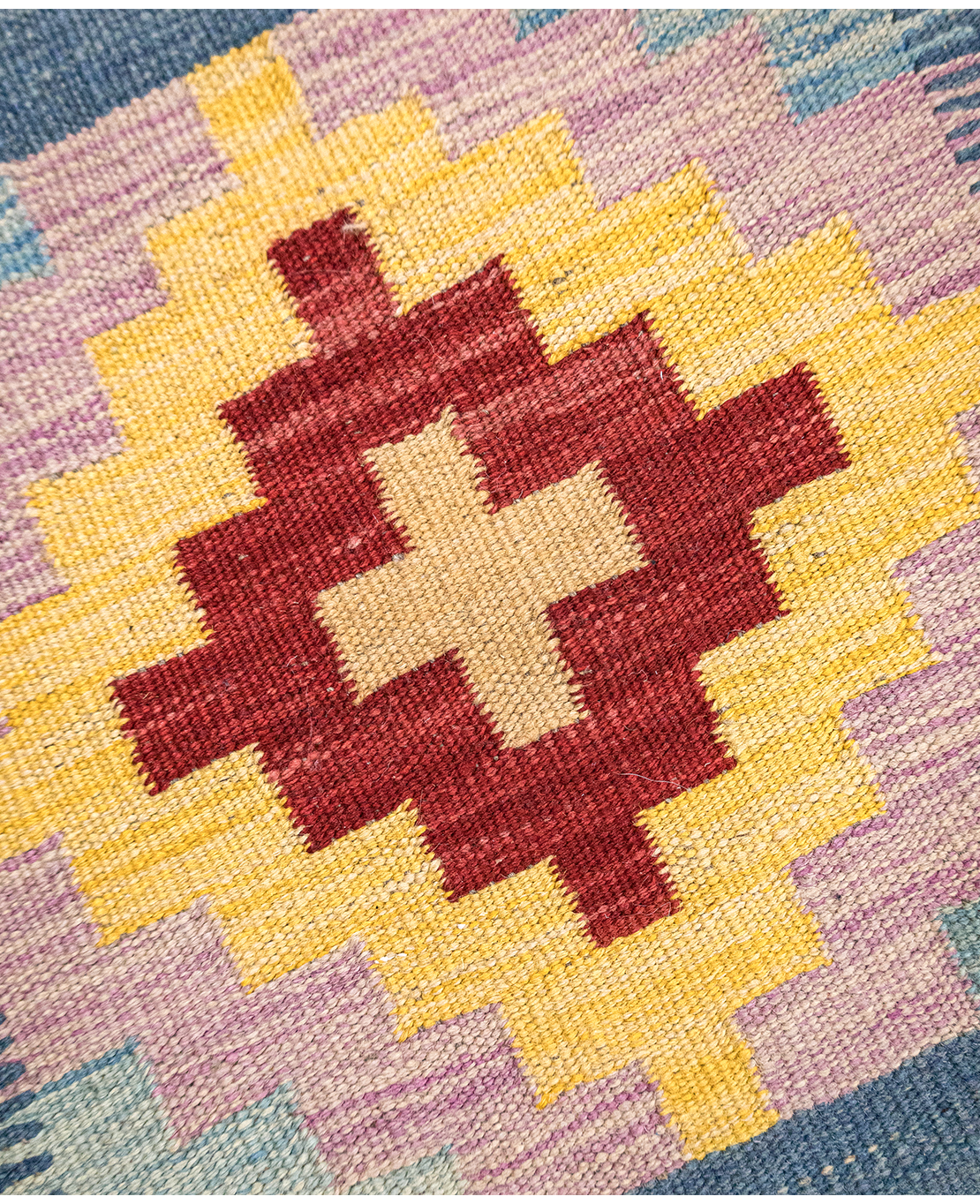 Tradicionális kézi gyapjú kelim - Image 3