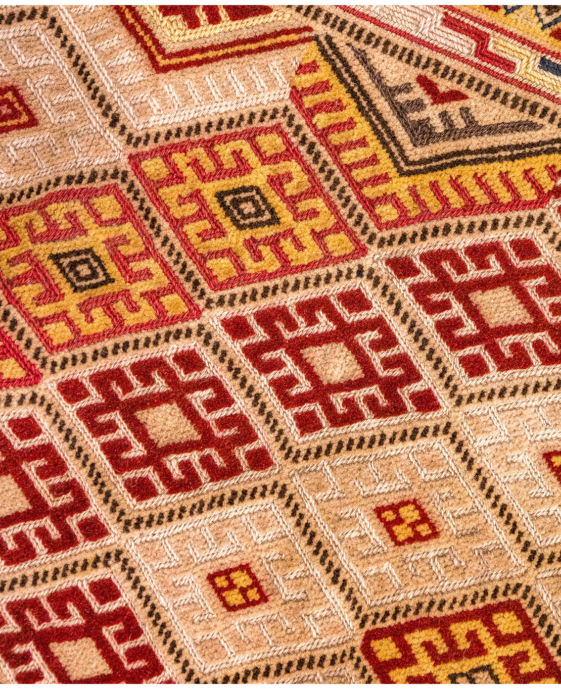 Super Nachoni handmade wool rug - Image 3