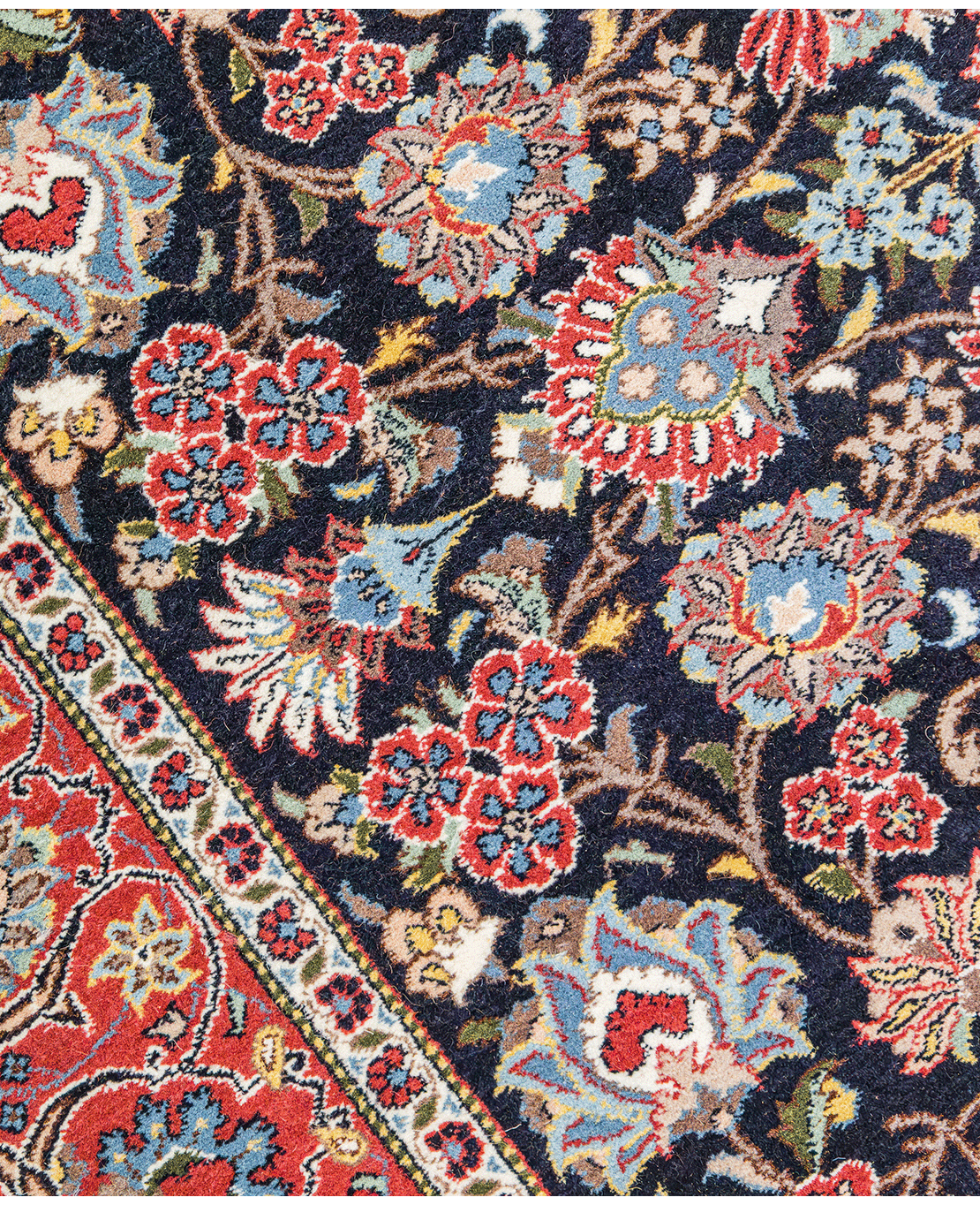Iranian Meshed handmade wool rug - Image 2