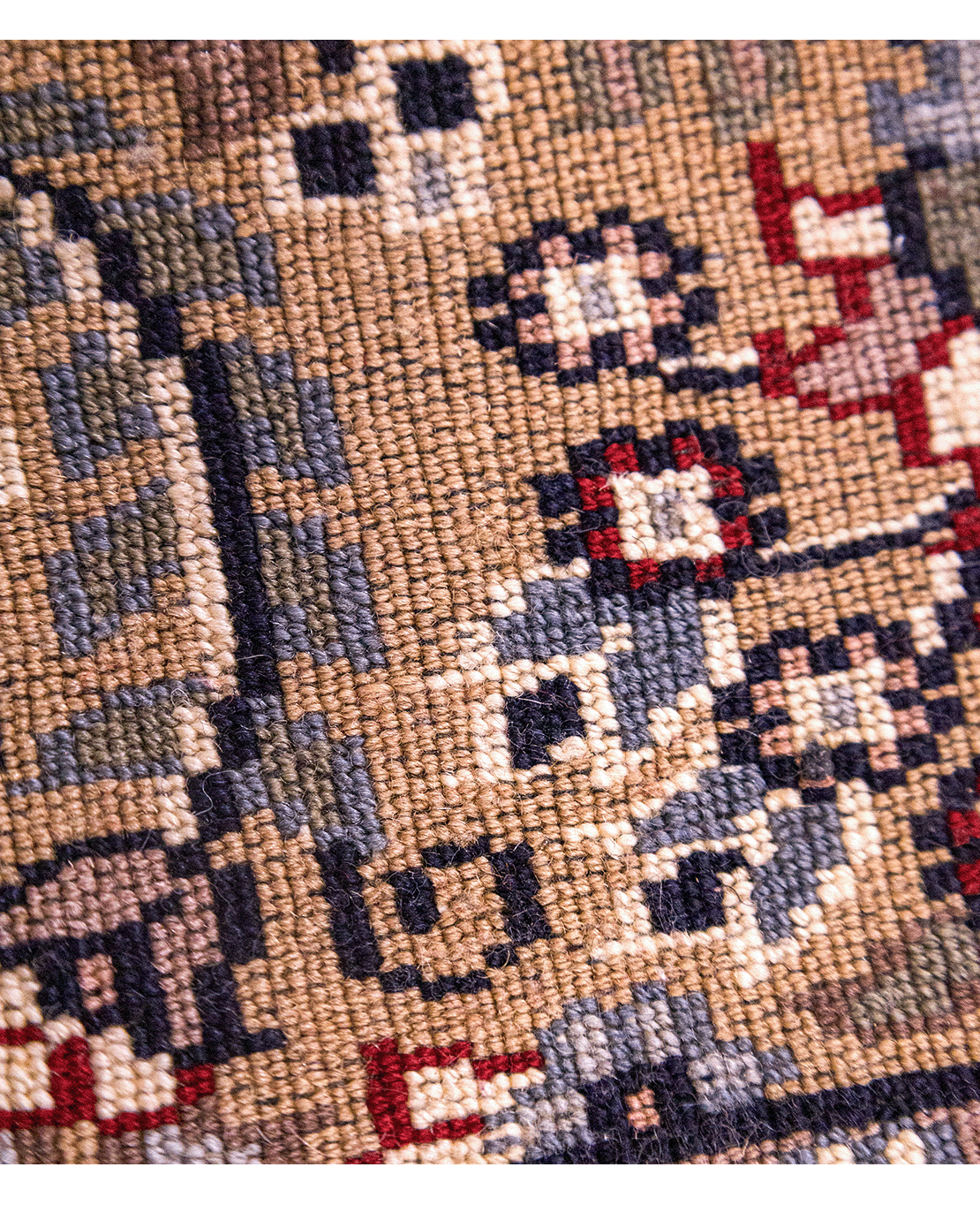 Indian Kashmiri hand-knotted wool rug - Image 5