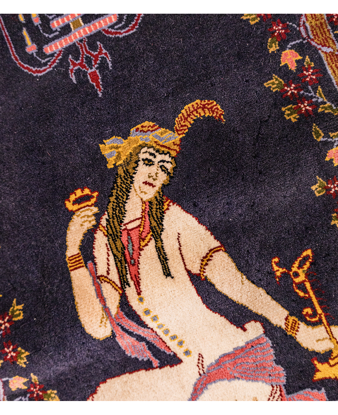 Iranian Isfahan handmade wool wall rug - Image 3