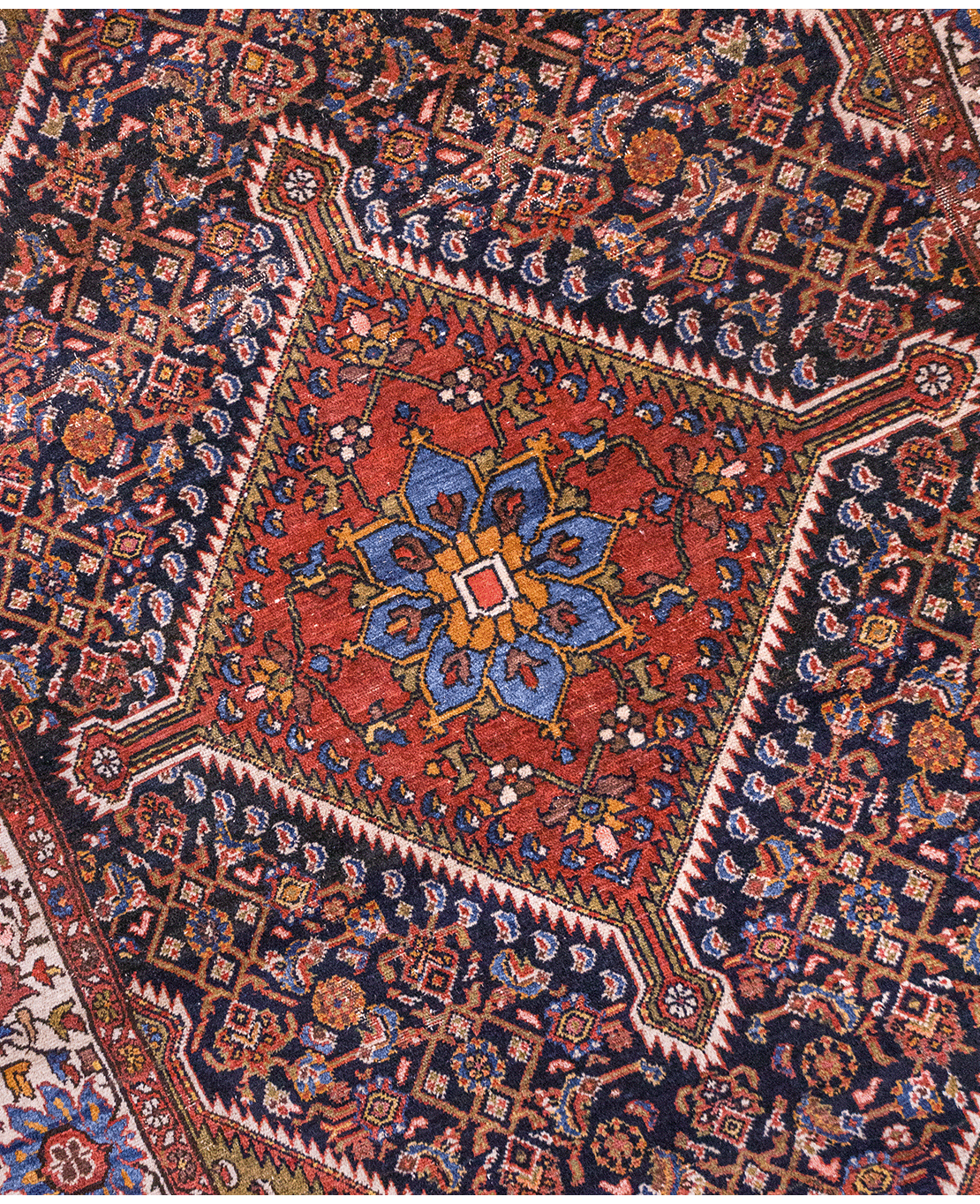 Iranian Bakhtiari handmade wool rug - Image 3