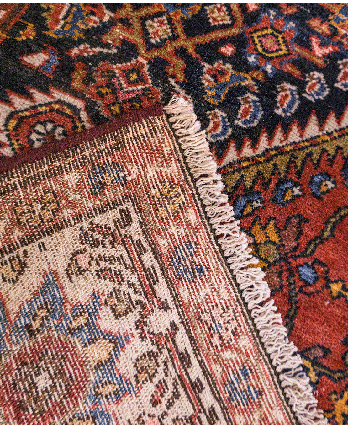 Iranian Bakhtiari handmade wool rug - Image 4