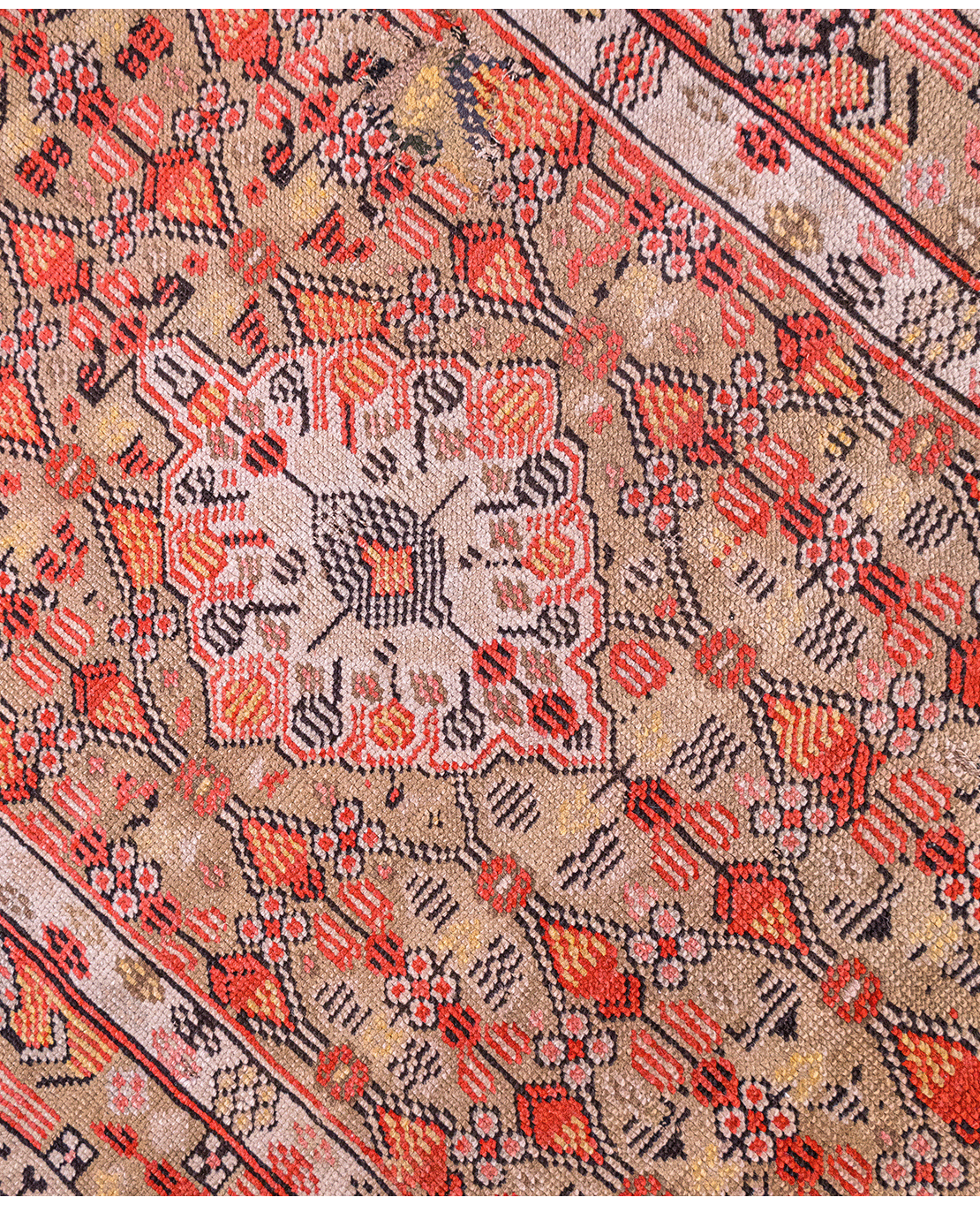 Kurd Hand-Knotted Wool Carpet - Image 4