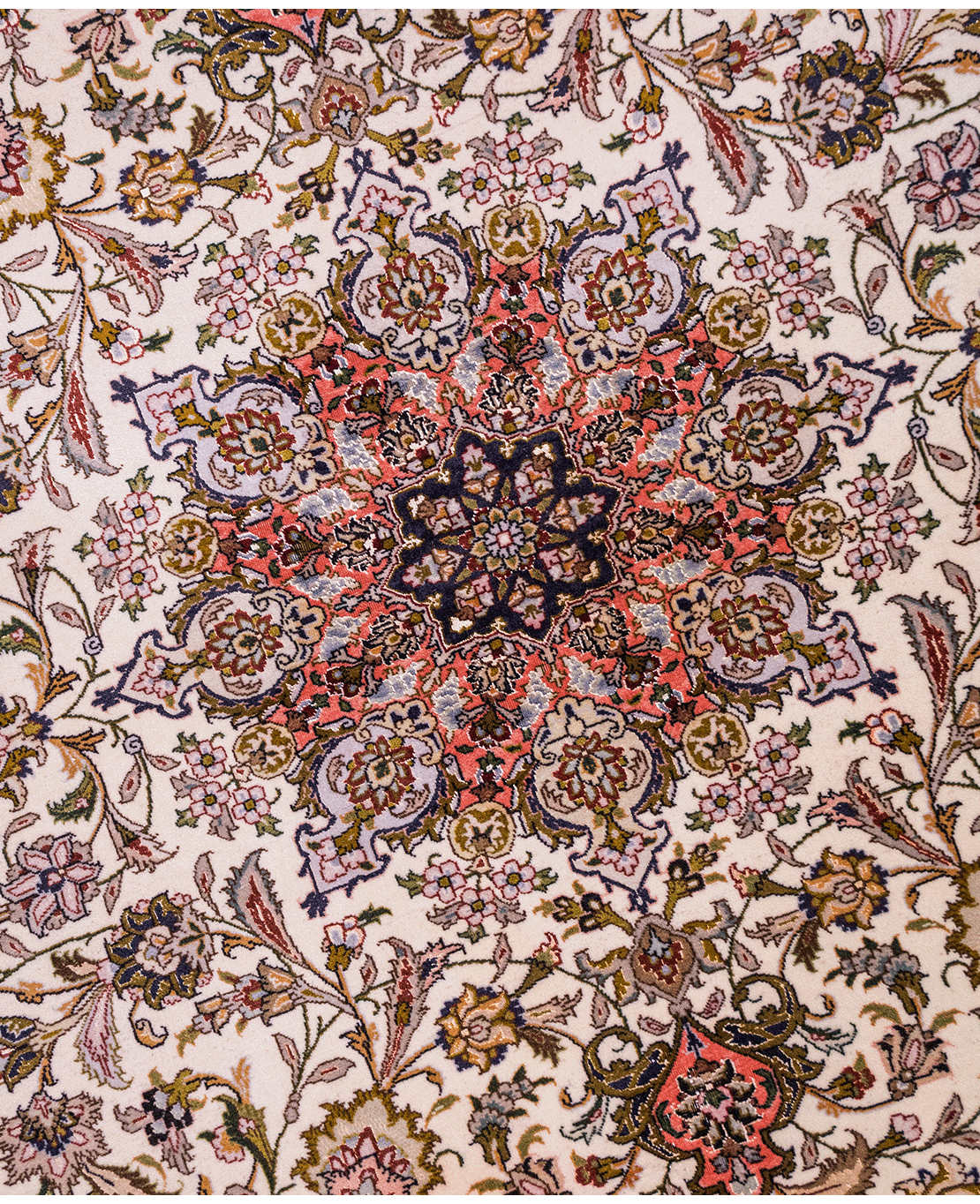 Iranian Tabriz handmade wool rug with silk outlines - Image 3
