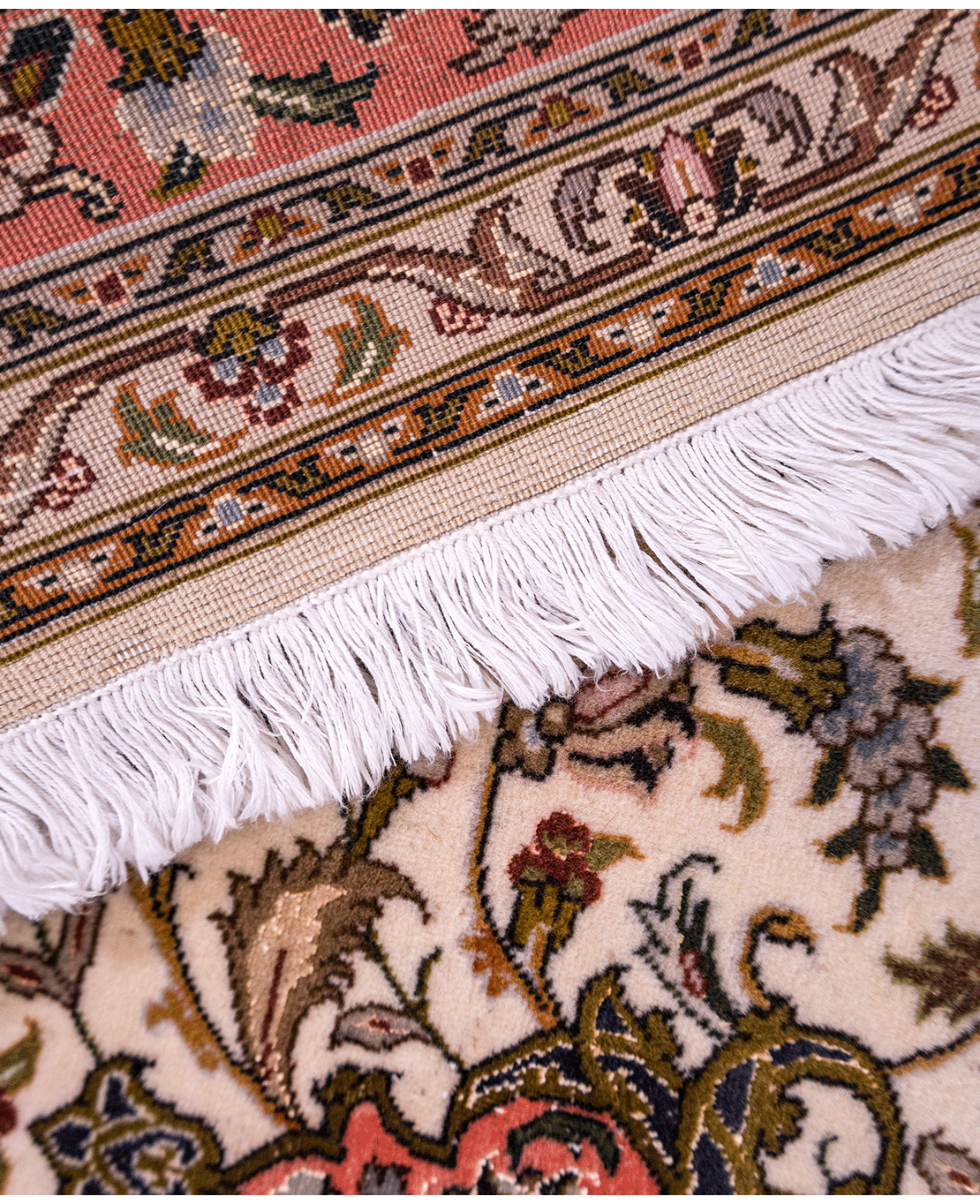 Iranian Tabriz handmade wool rug with silk outlines - Image 4