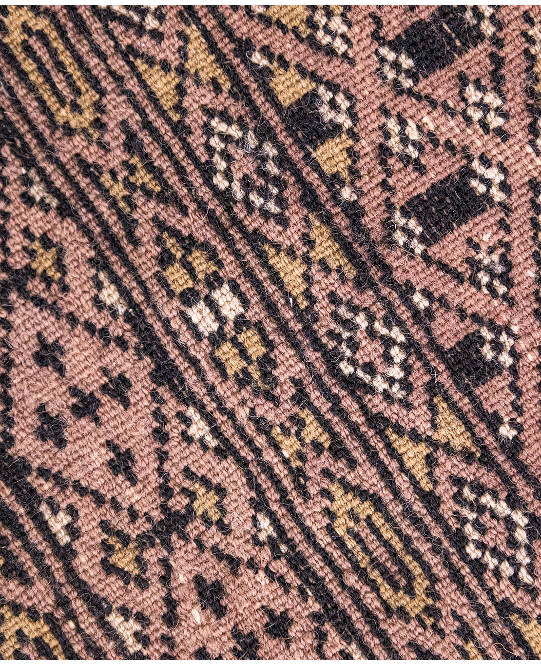 Pakistani 3ply handmade wool rug - Image 6