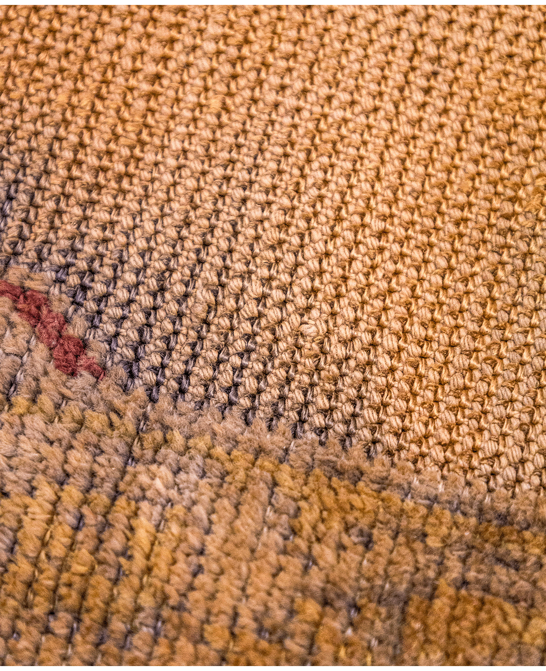 Turkish Kayseri hand-knotted silk rug - Image 4