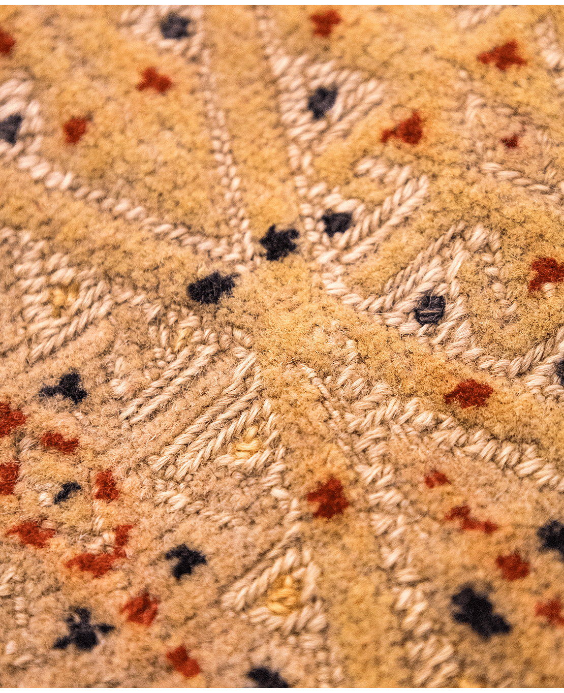 Super Nachoni handmade wool rug - Image 3