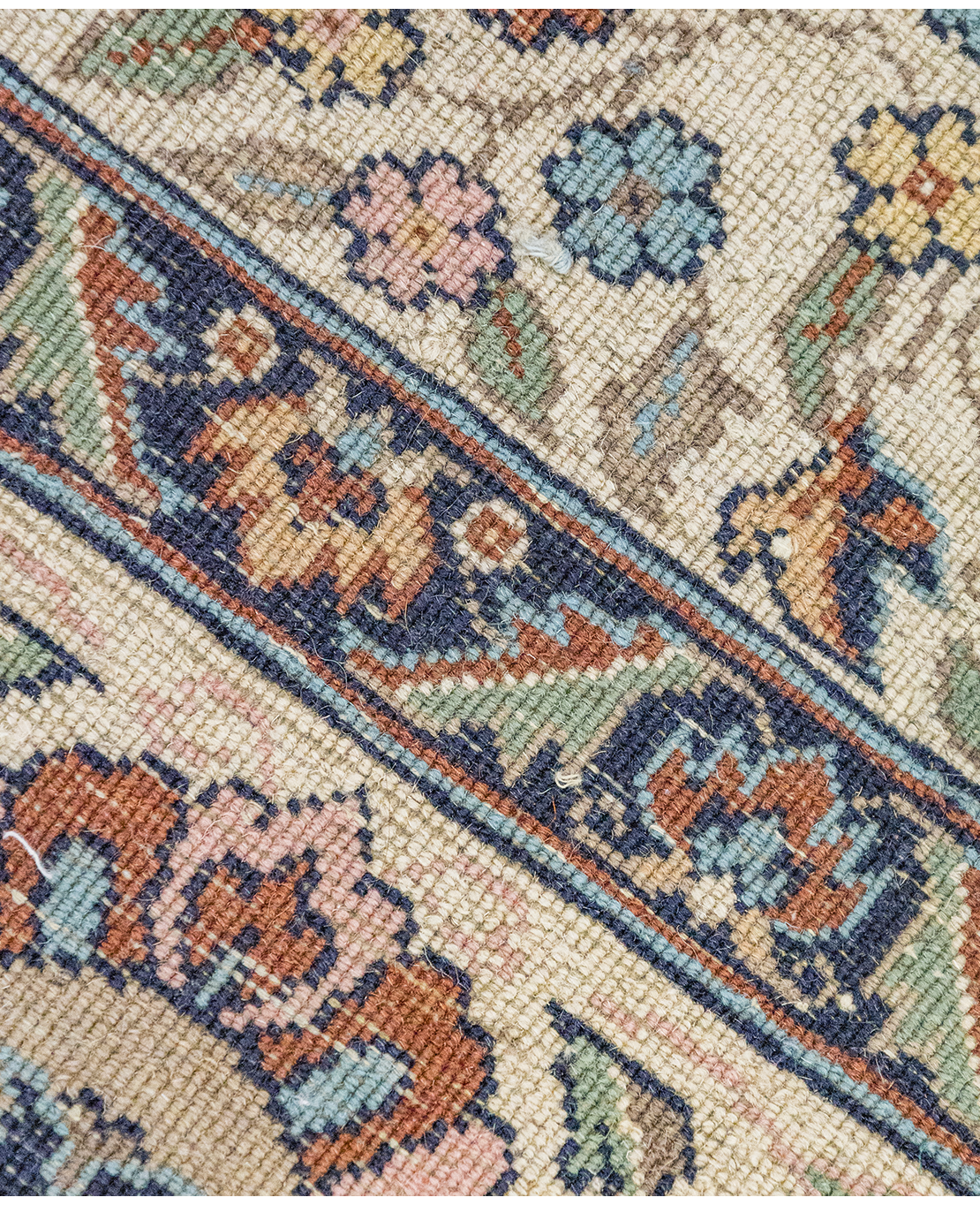 Persian handmade wool rug with animal pattern - Image 5