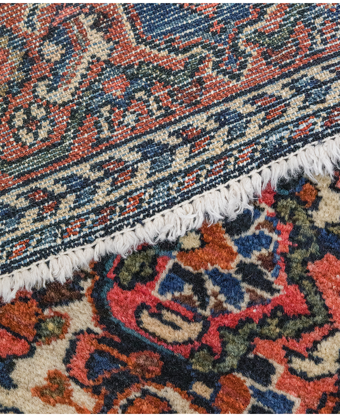 Iranian Bakhtiari handmade wool rug - Image 5