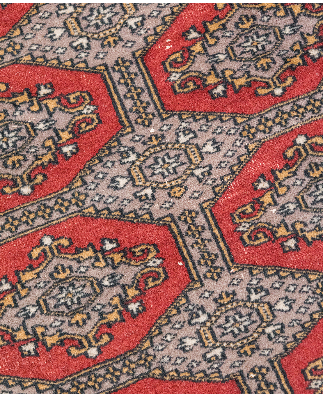 Pakistani handmade wool rug - Image 2