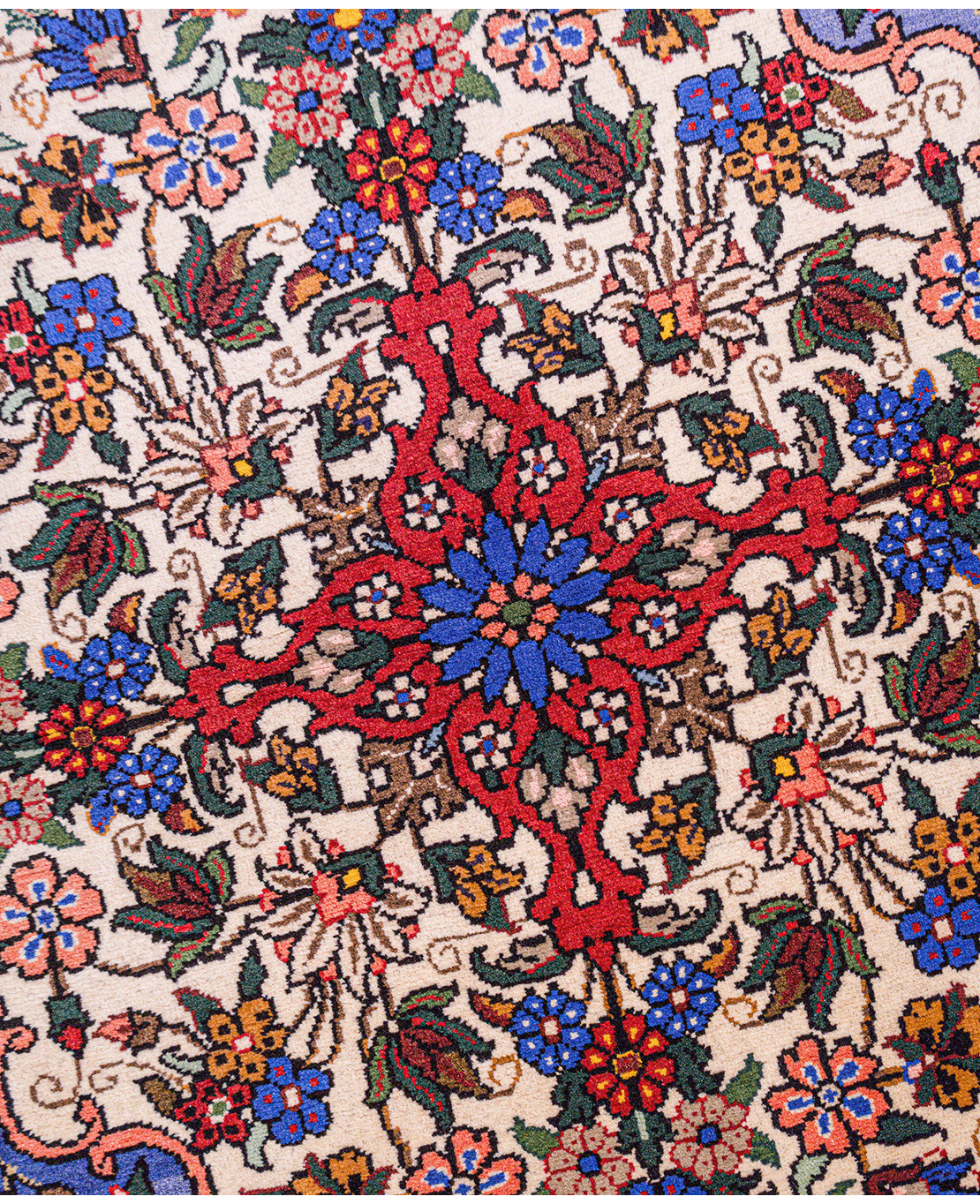 Iranian Bakhtiari nomadic handmade wool rug - Image 3