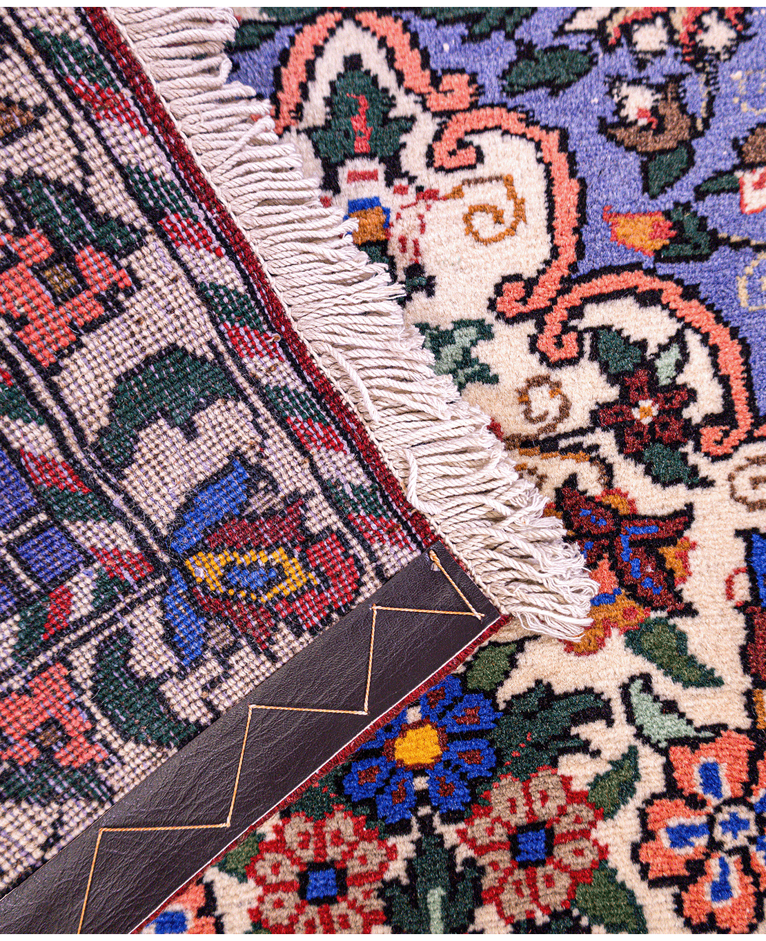 Iranian Bakhtiari nomadic handmade wool rug - Image 4