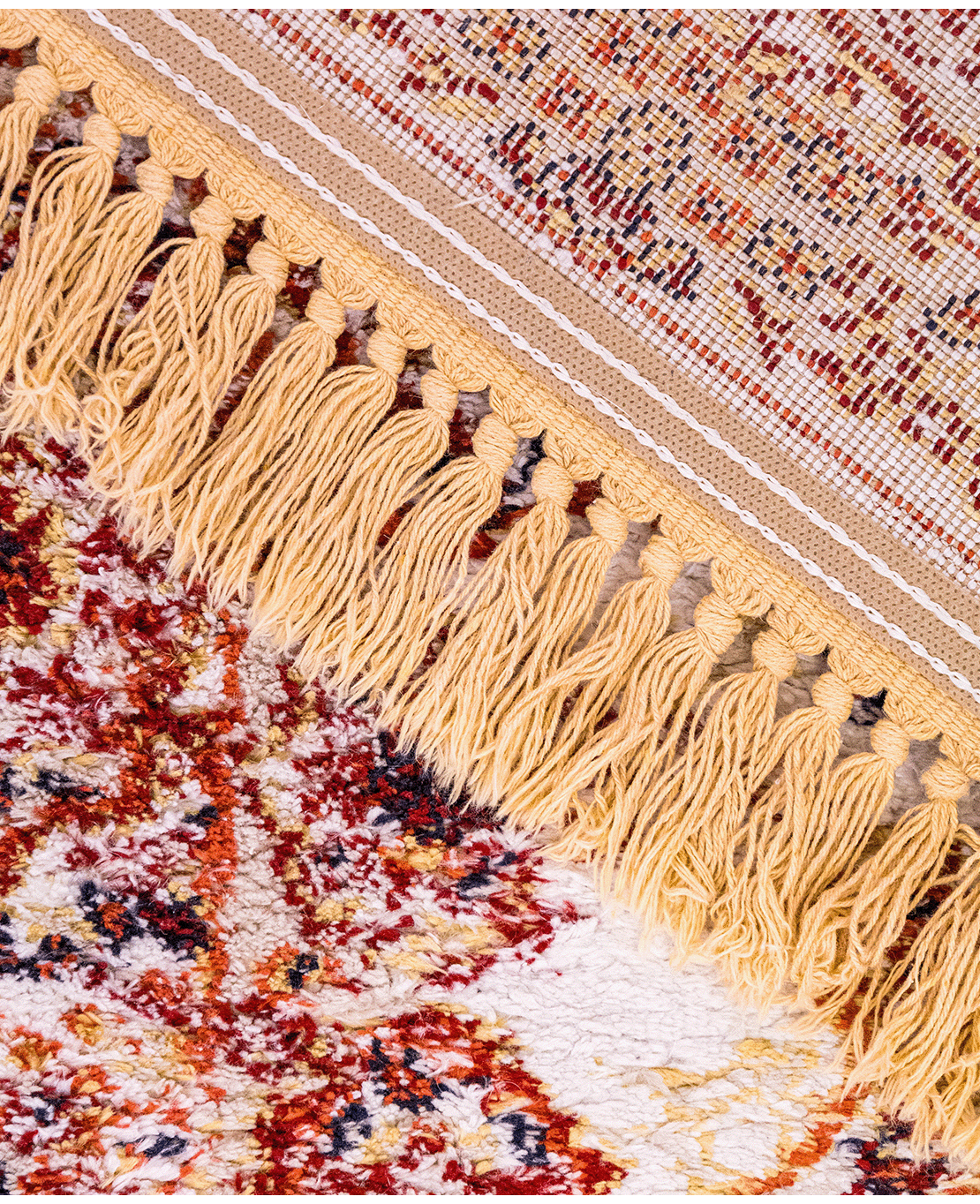 Machine-made rayon rug - Image 4