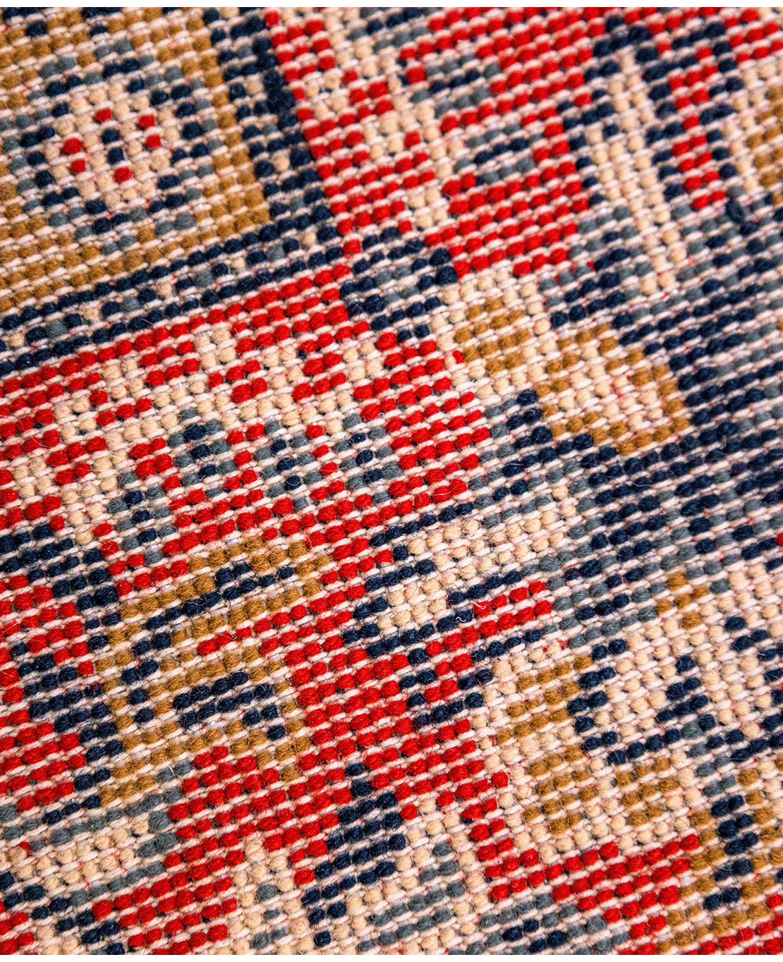Classic machine-made wool rug - Image 5