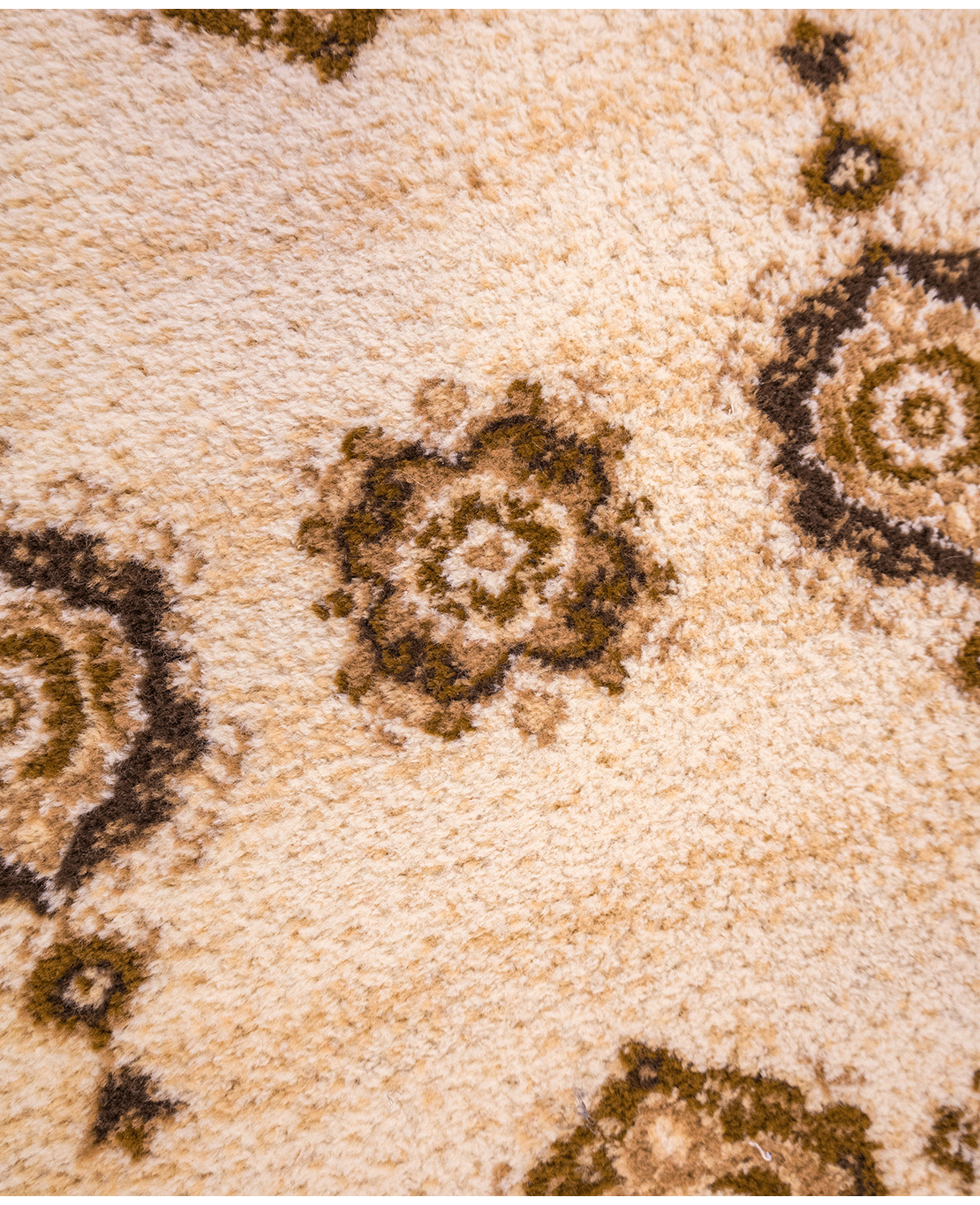 Classic machine-made rug - Image 3
