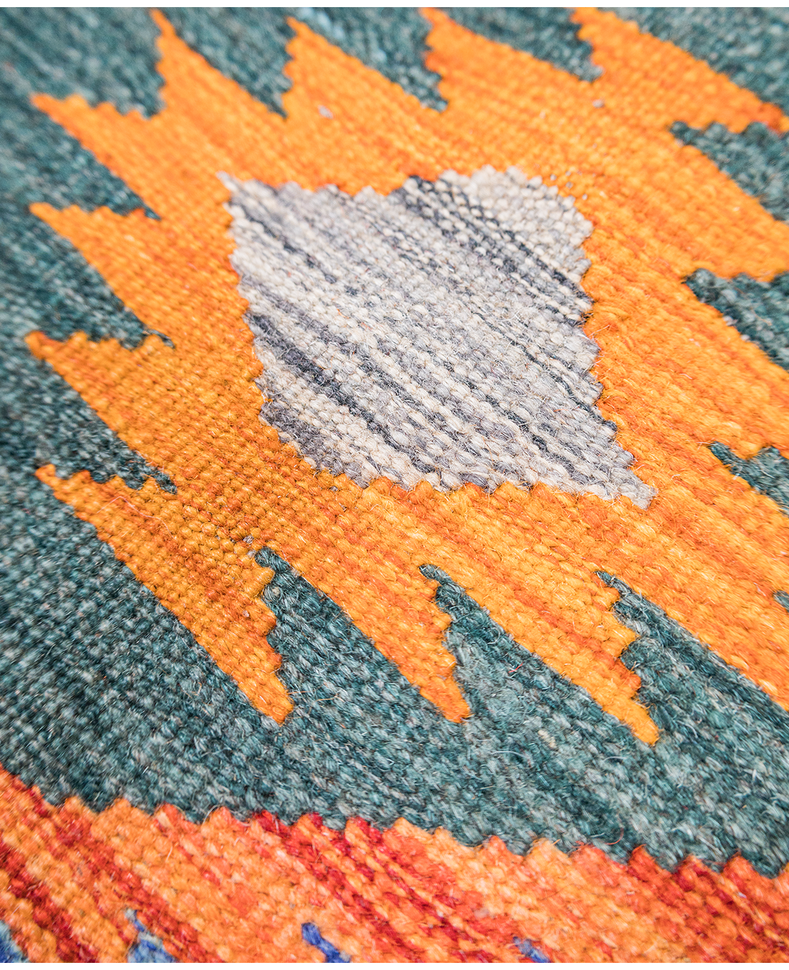 Chobi handwoven wool kilim - Image 2