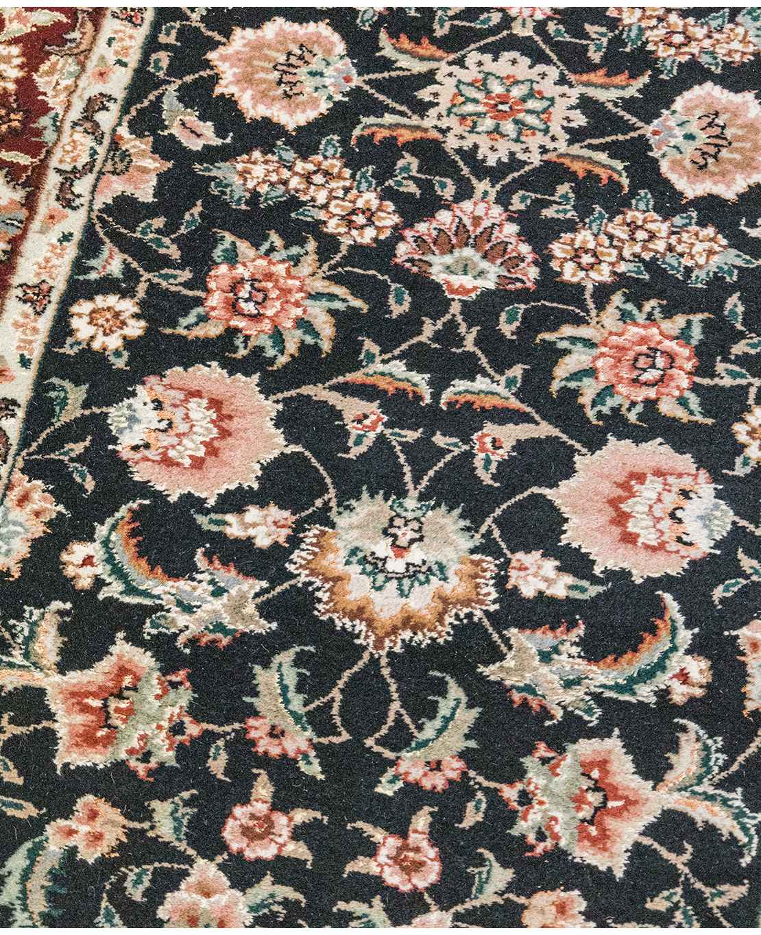 Iranian Tabriz handmade wool rug with silk outlines - Image 3