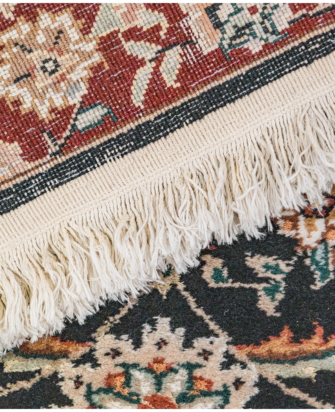 Iranian Tabriz handmade wool rug with silk outlines - Image 4