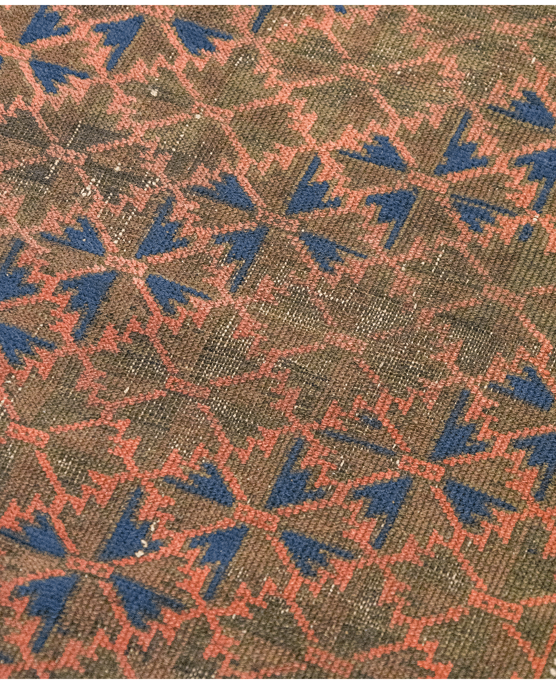 Dokhtar Qazi Baluch antique handmade wool rug - Image 2