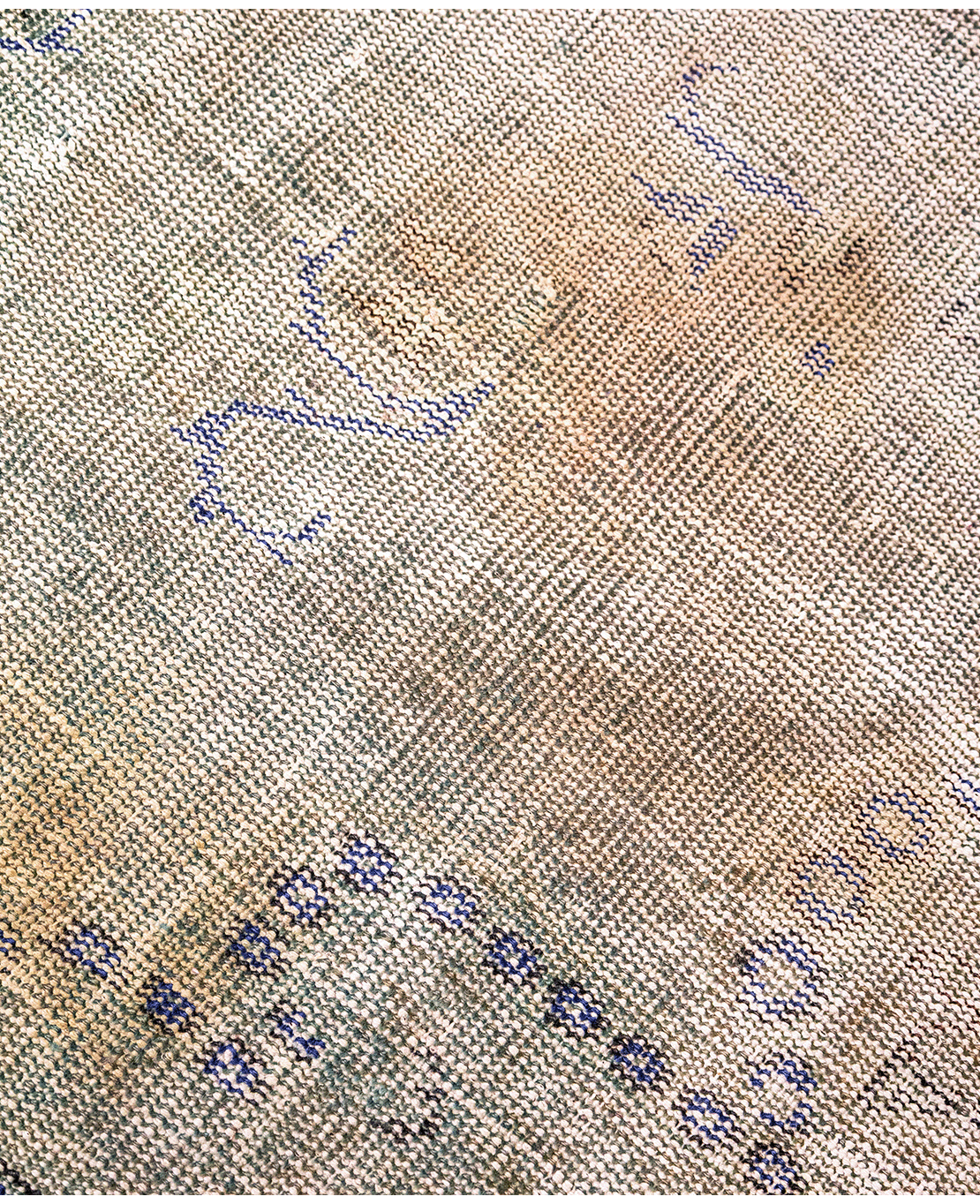 Indian vintage hand-knotted wool rug - Image 4