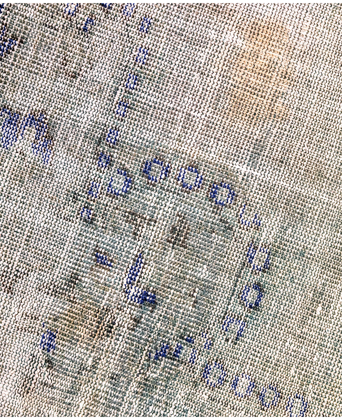 Indian vintage hand-knotted wool rug - Image 5