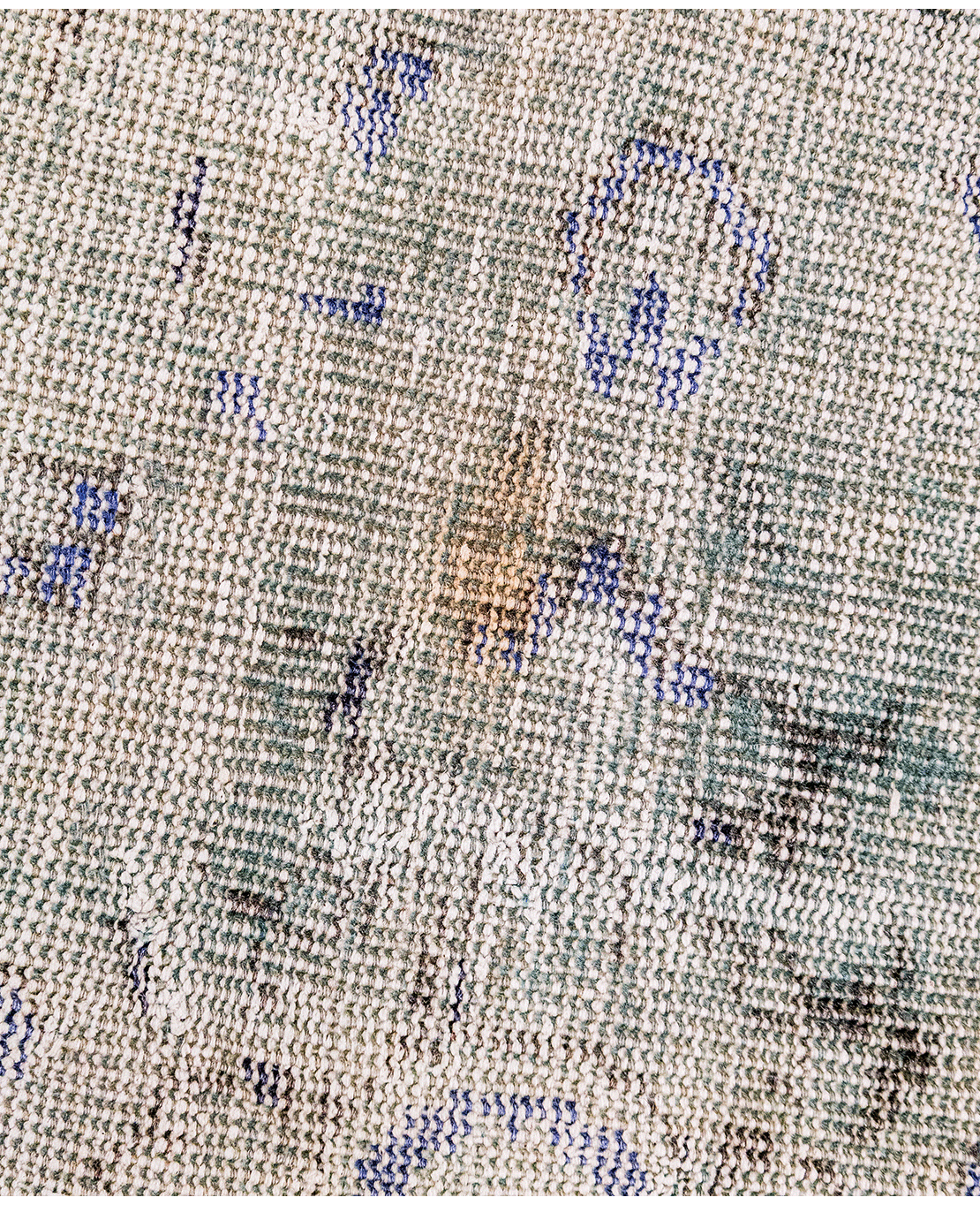Indian vintage hand-knotted wool rug - Image 6