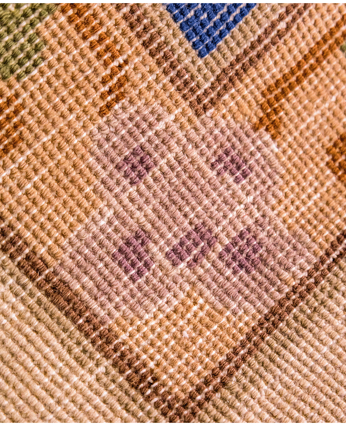 Chinese hand-knotted wool rug - Image 5
