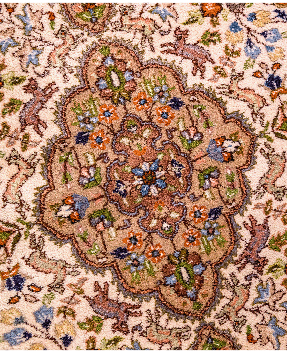 Albanian hand-knotted wool rug - Image 2