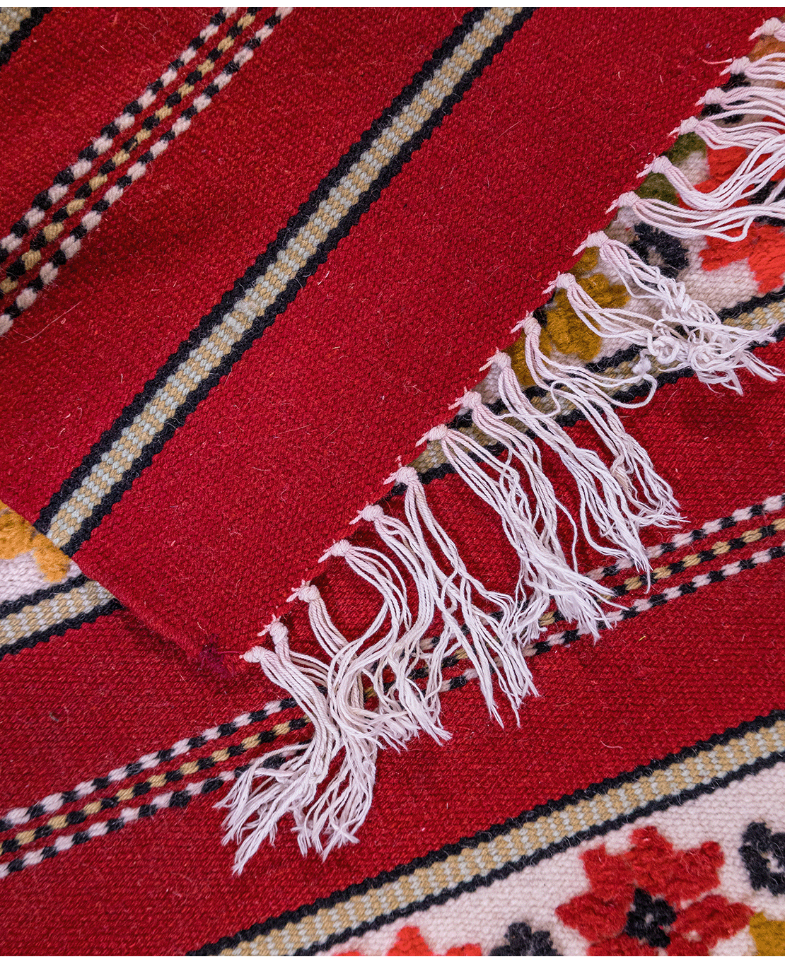 Handwoven wool kilim from Békéscsaba - Image 4