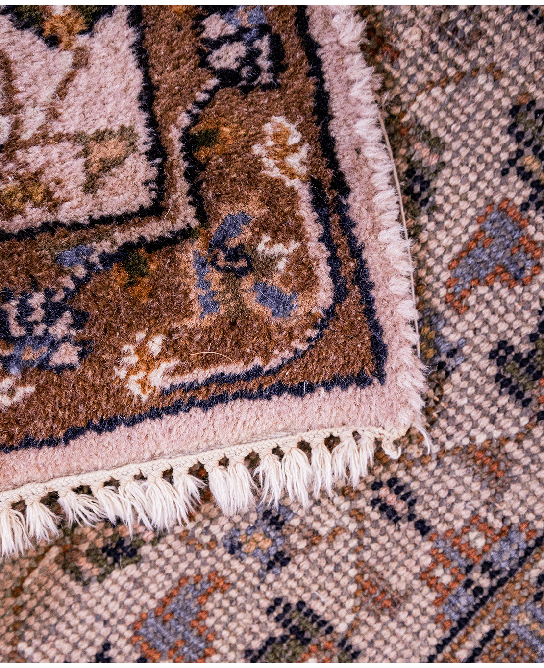 Iranian Keshan handmade wool rug - Image 2