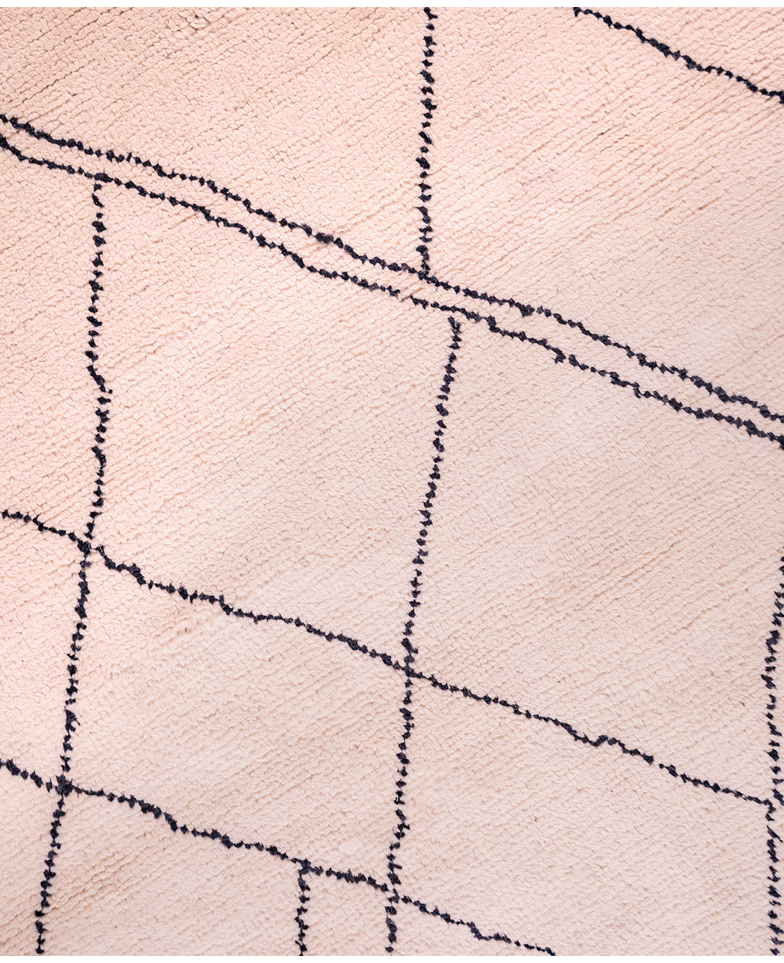 Taimany Berber hand-knotted wool rug - Image 3
