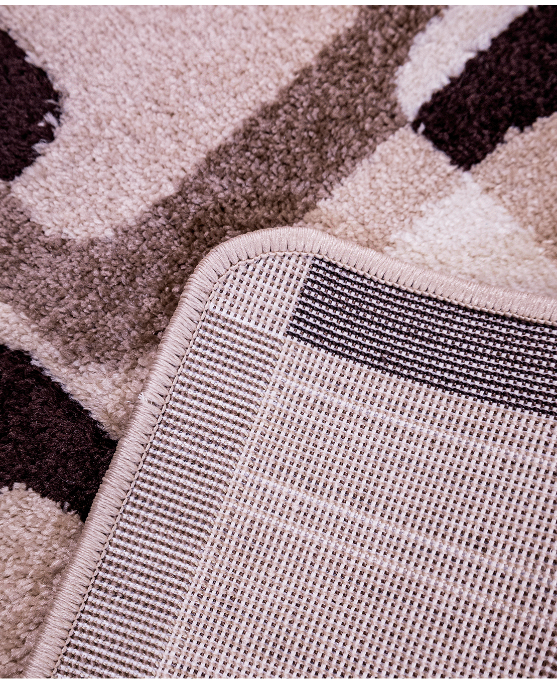 Modern machine-made rug - Image 5
